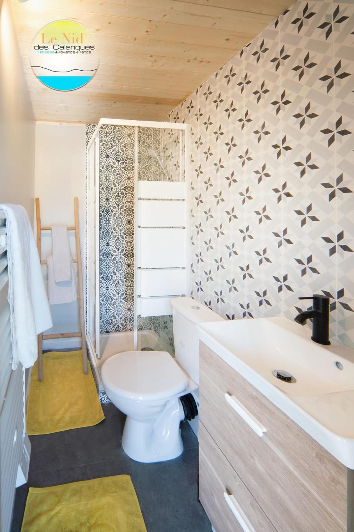 Le Nid Des Calanques Et Son Jacuzzi Apartment Marseille Exterior photo